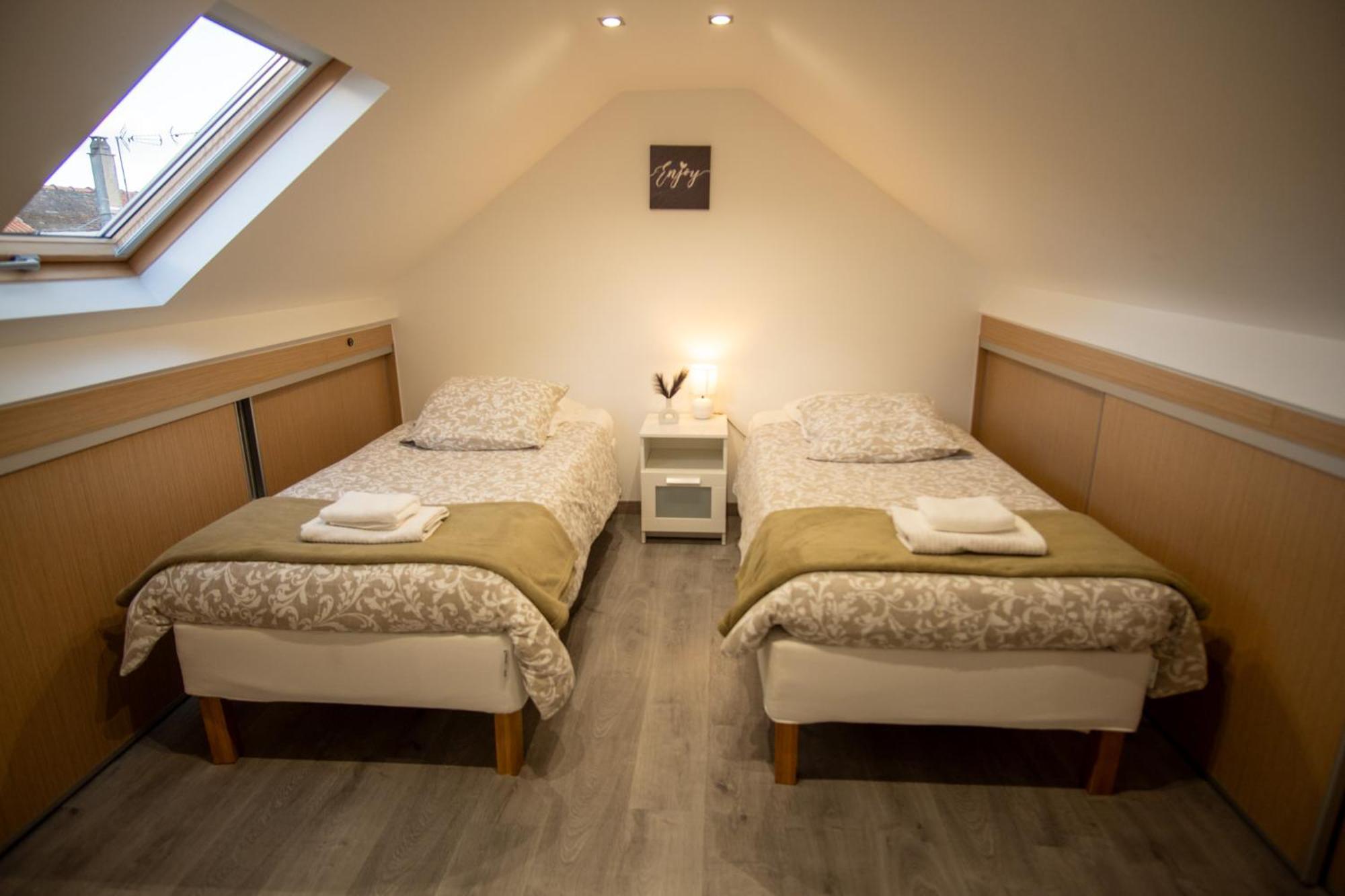 A L'Ombre Du Pin "7" - Spacious T3 Duplex Near Disneyland And Paris, 1-6 Guests Le Pin  Bagian luar foto