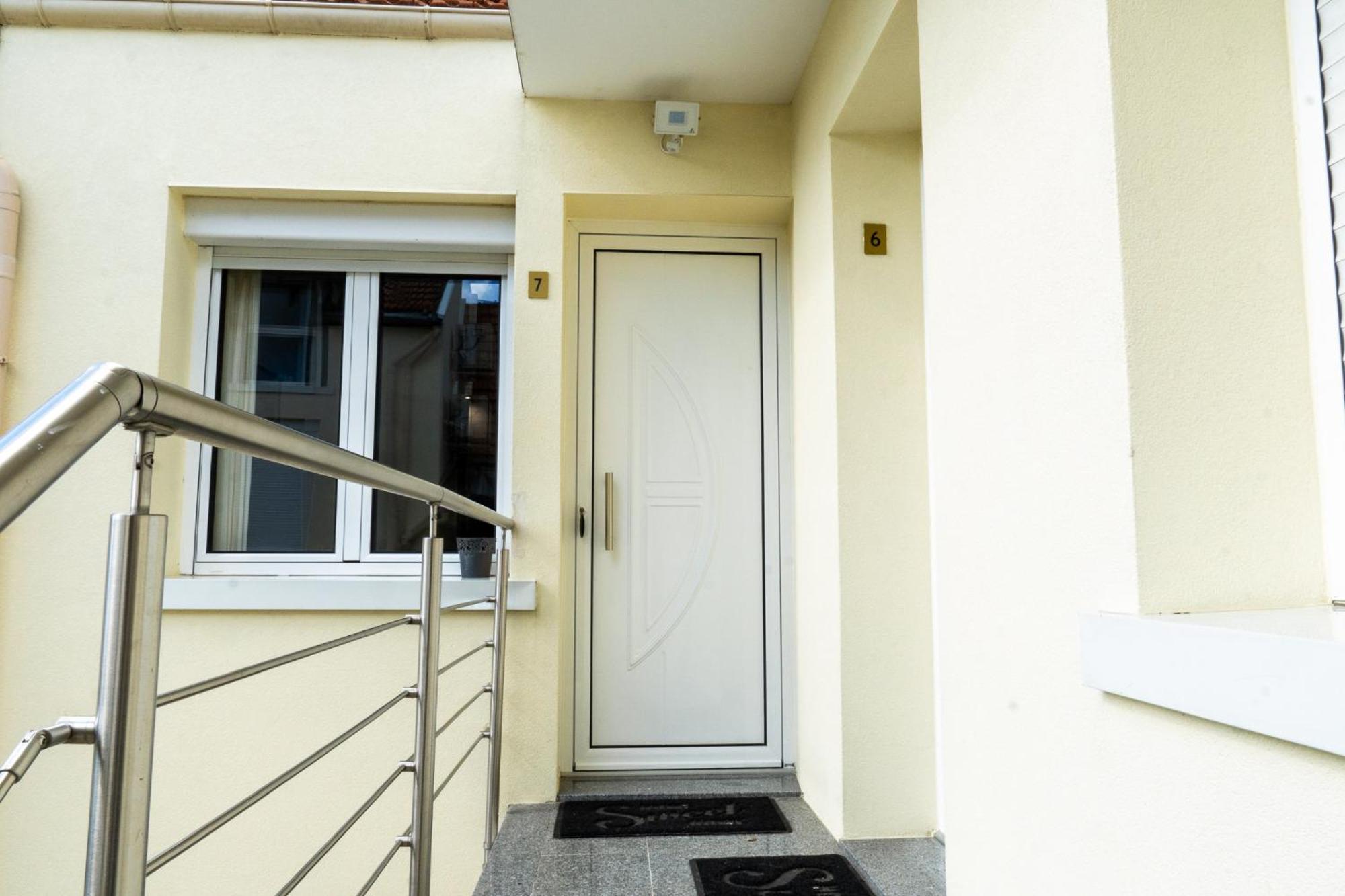A L'Ombre Du Pin "7" - Spacious T3 Duplex Near Disneyland And Paris, 1-6 Guests Le Pin  Bagian luar foto